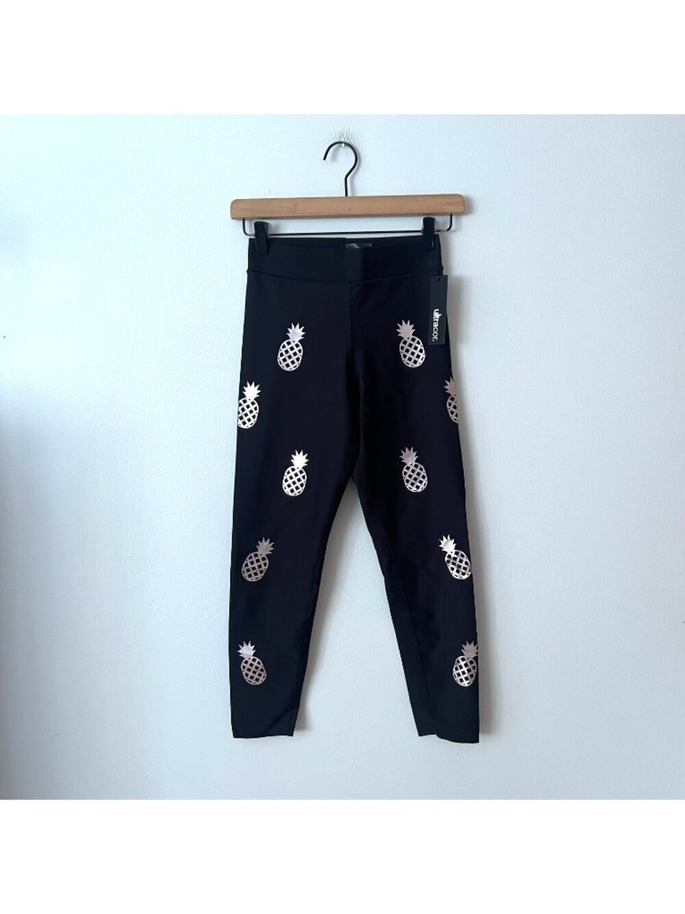 NWT Ultracor Lux High Rise Black Silver Pineapple Leggings Women's Size Medium